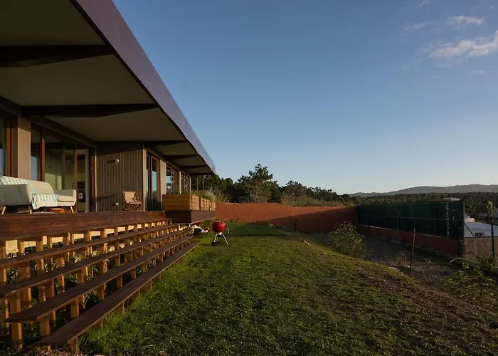 Tatil Evi Casa Aalto - Architectural Cliffside Ocean Retreat Colares